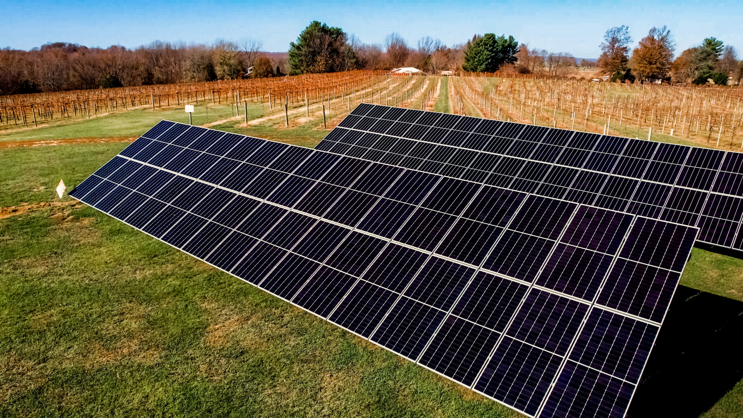 Alto Vineyards: solar installation for vineyard in Illinois overlooking their fields