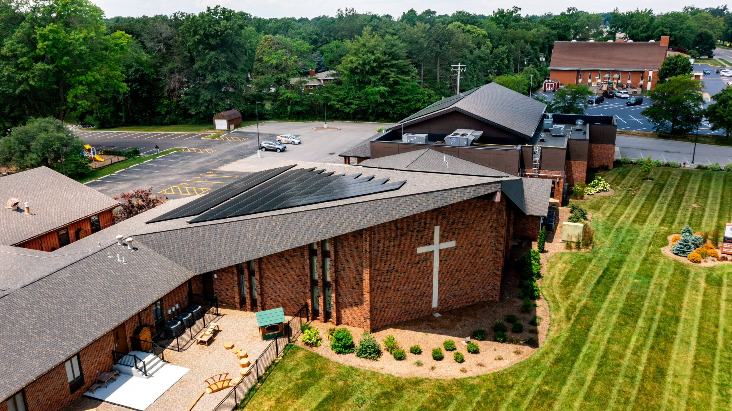 Aerial view of Faith Lutheran Church solar installation in Illinois