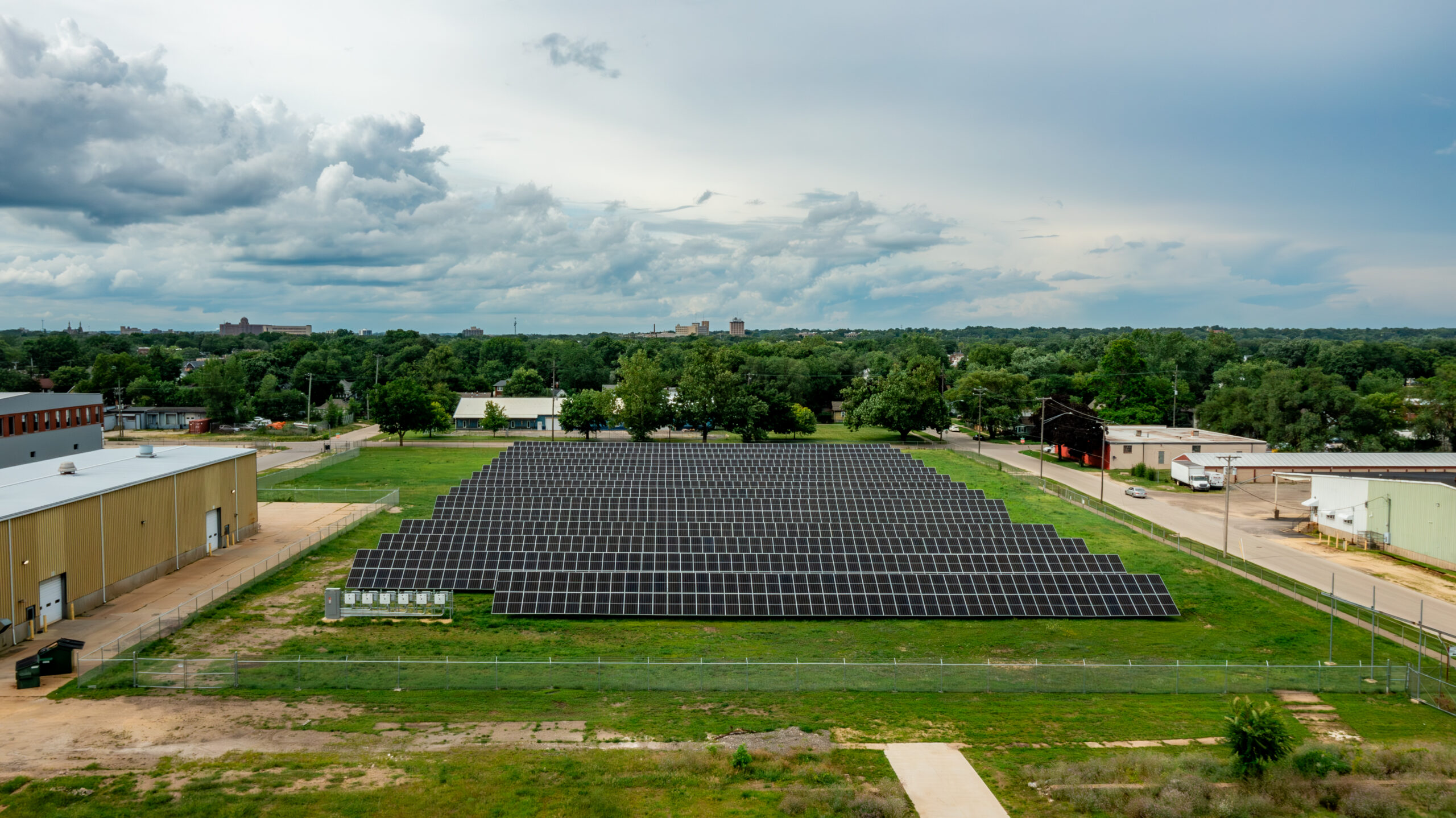 Forge Resources Group’s 906.24 kW manufacturing solar installation in Rock Falls, Illinois