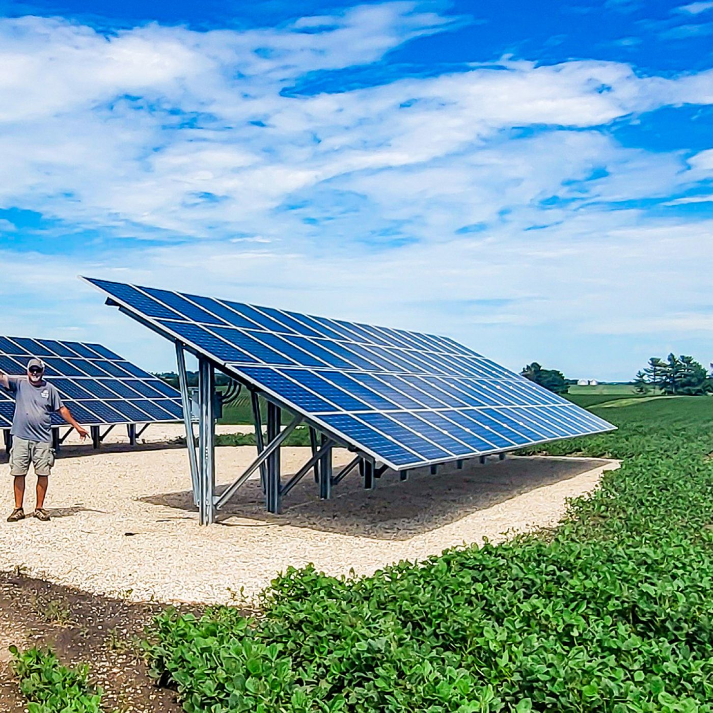 StraightUpSolar_GregFargher_CIL_Resi_Ground_SolarSmile_JeffS_web1920