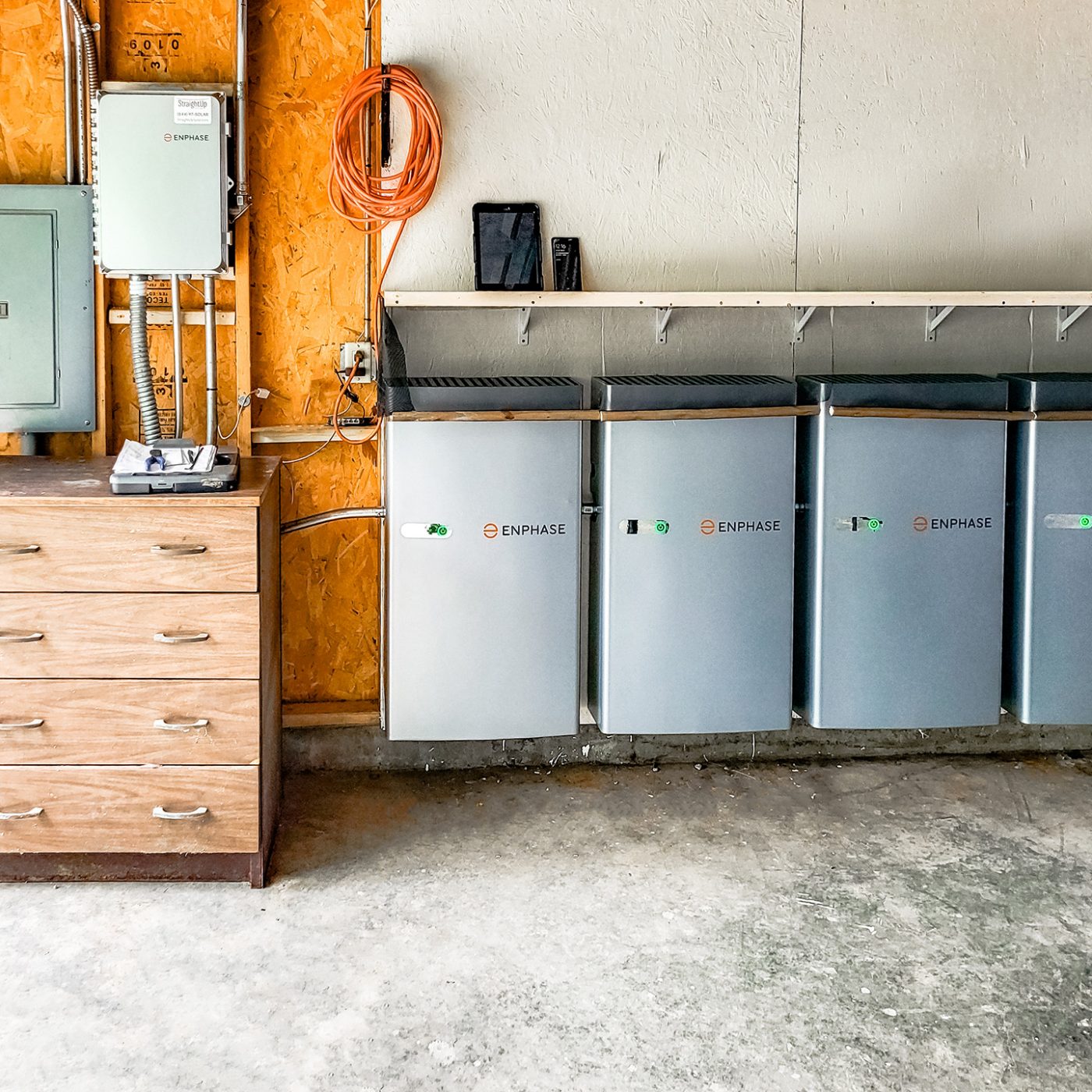 StraightUpSolar_RandallCrouse_EnphaseBattery_Beauty_Gem_Resi_V1_web1920
